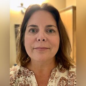 Meet your Posher, Laurie